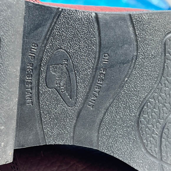 Red Wing 1102 Men's 8-Inch Work Boot Soft Toe, Electrical Hazard, Oil Res - 10D - Picture 11 of 16